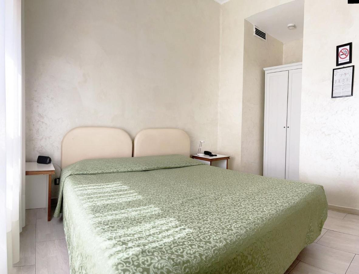 Hotel Molise 2 Milano Esterno foto