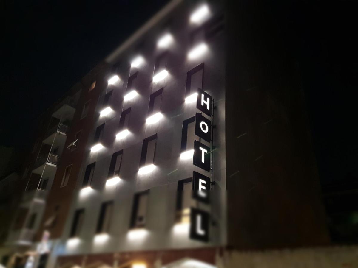 Hotel Molise 2 Milano Esterno foto